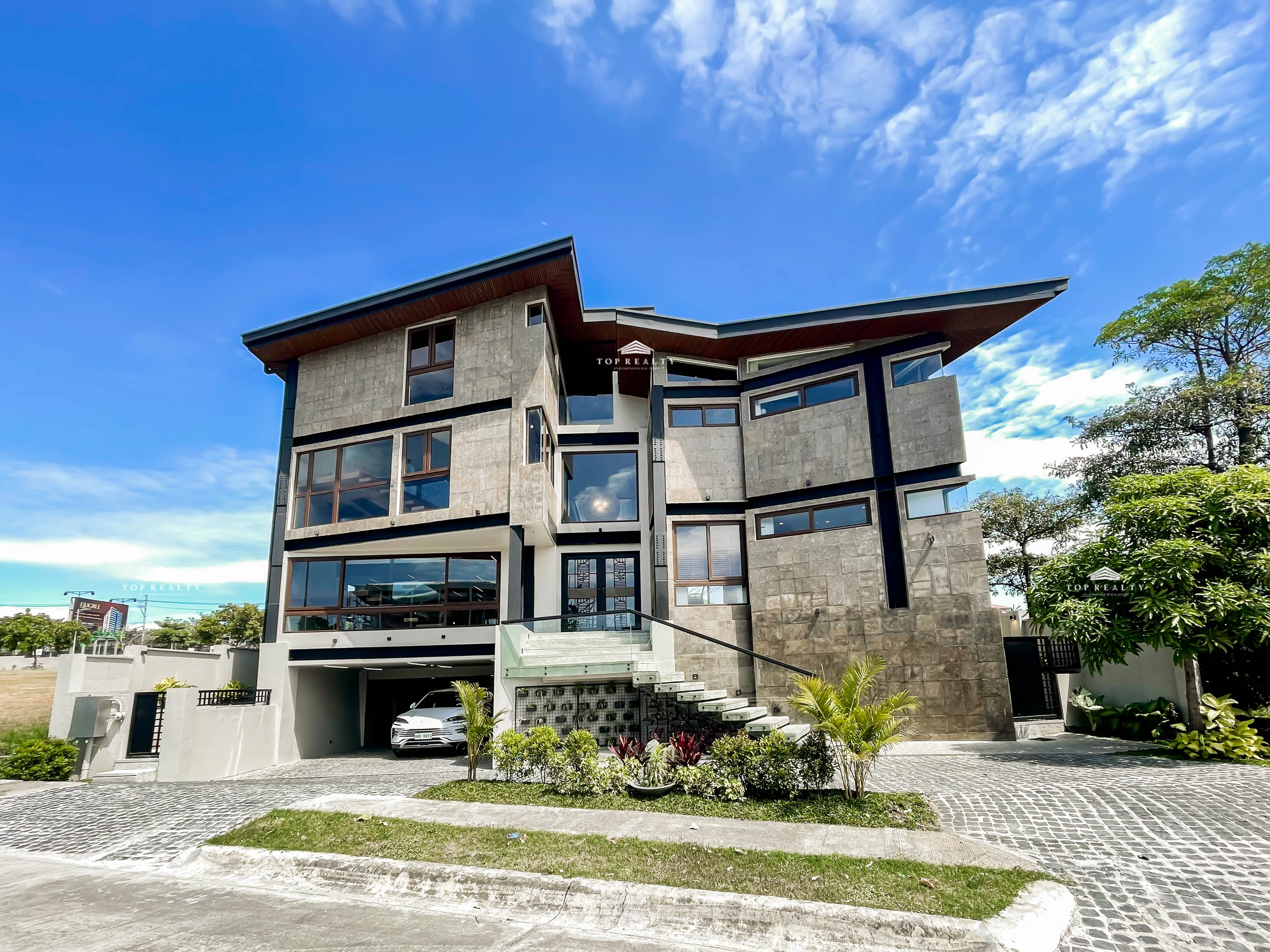 The Enclave Alabang | 5BR 762sqm House & Lot for Rent in Las Piñas City