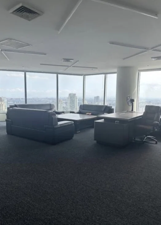 Pbcom Tower | 395sqm Office Space for Rent in Makati City