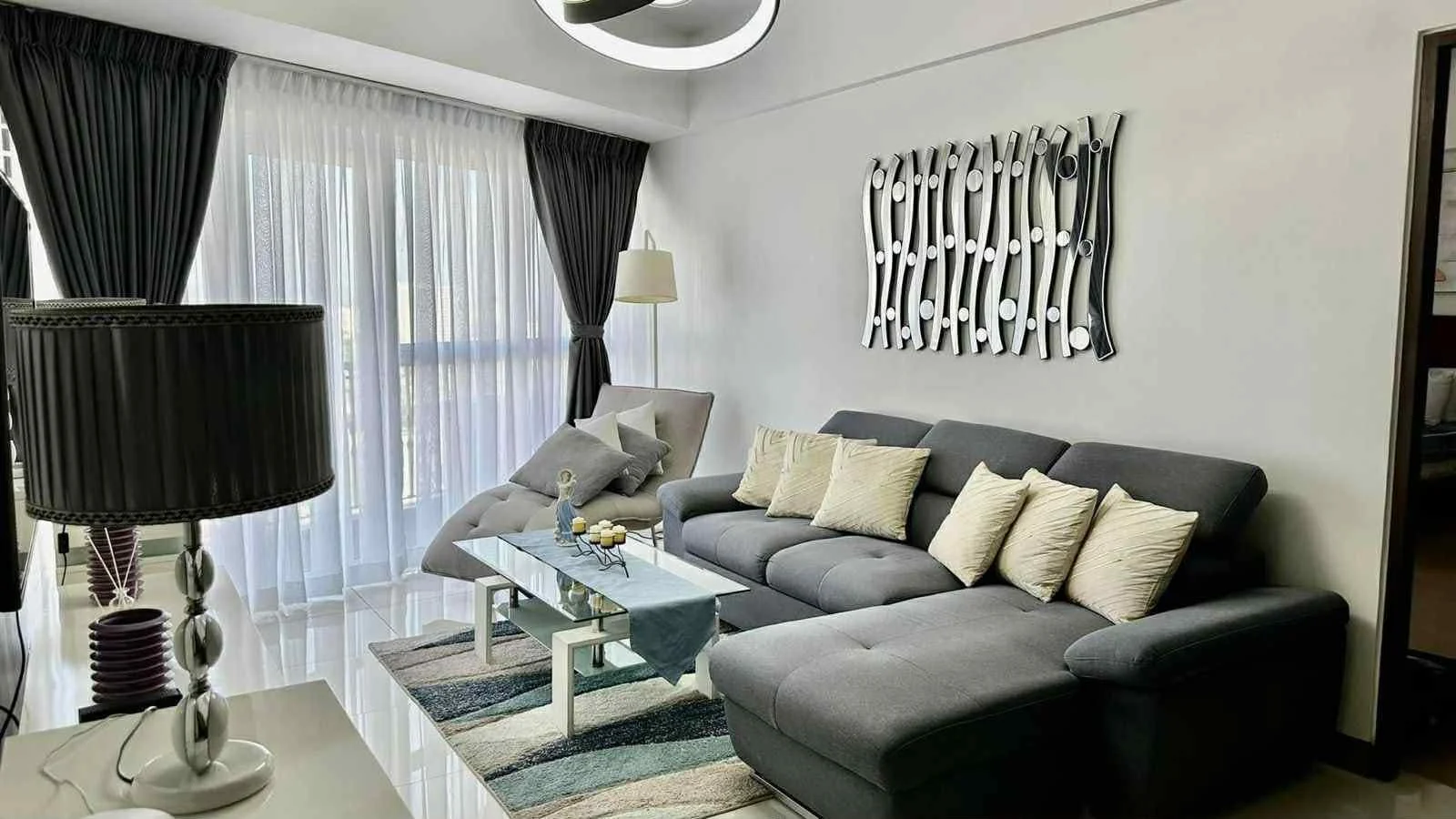 Venice Luxury Residences | 3BR 144sqm Condo for Rent in Taguig City - Mckinley