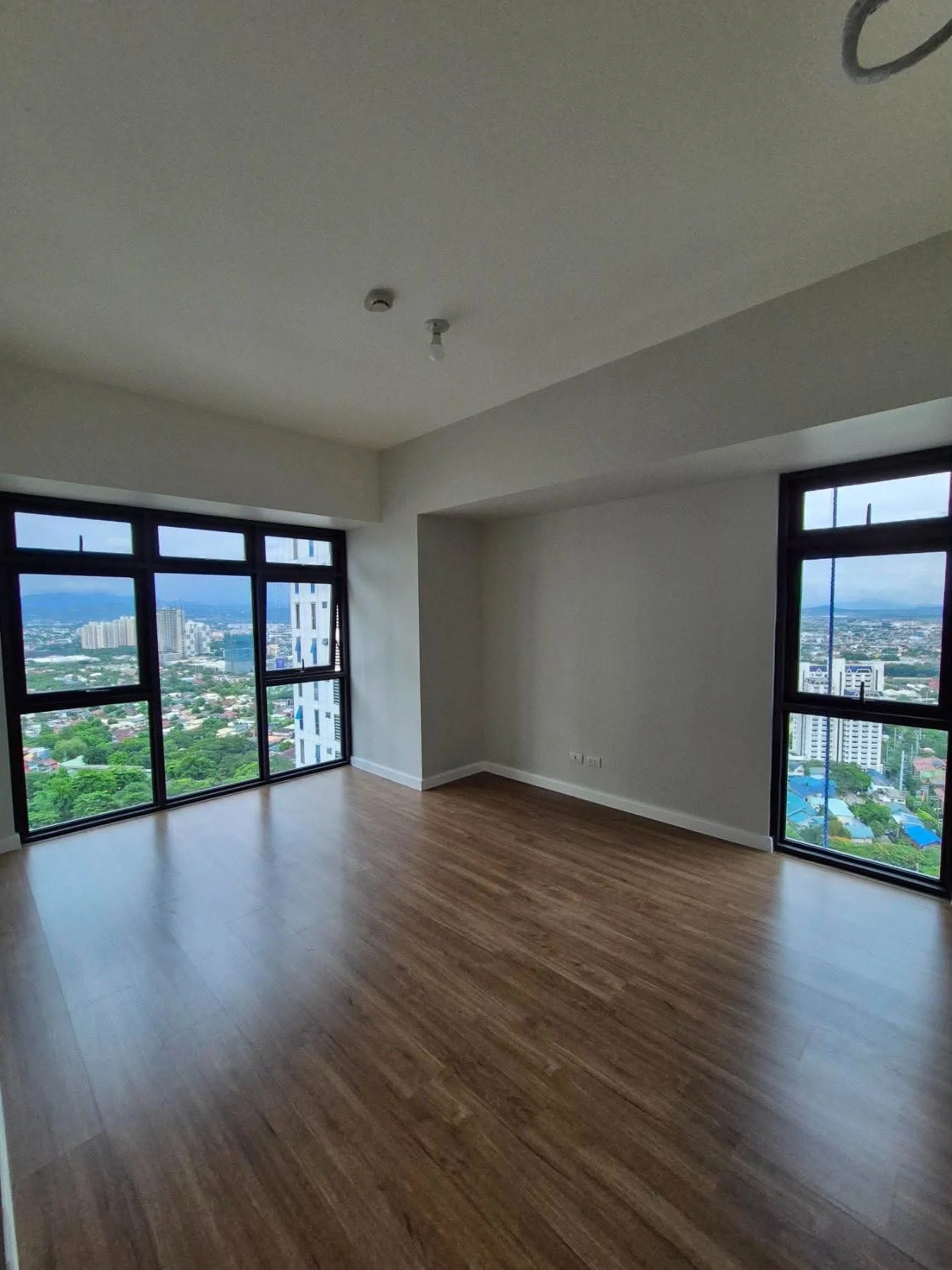 The Travertine At Portico | 3BR 121sqm Condo for Sale in Pasig City