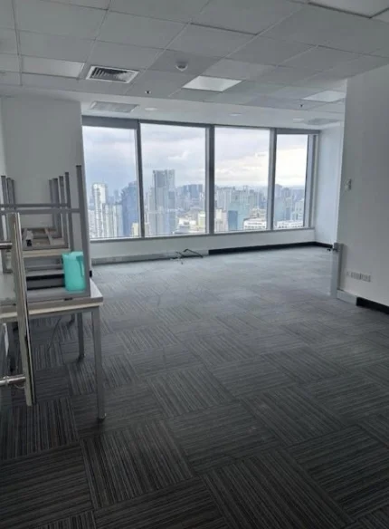 Pbcom Tower | 735sqm Office Space for Rent in Makati City