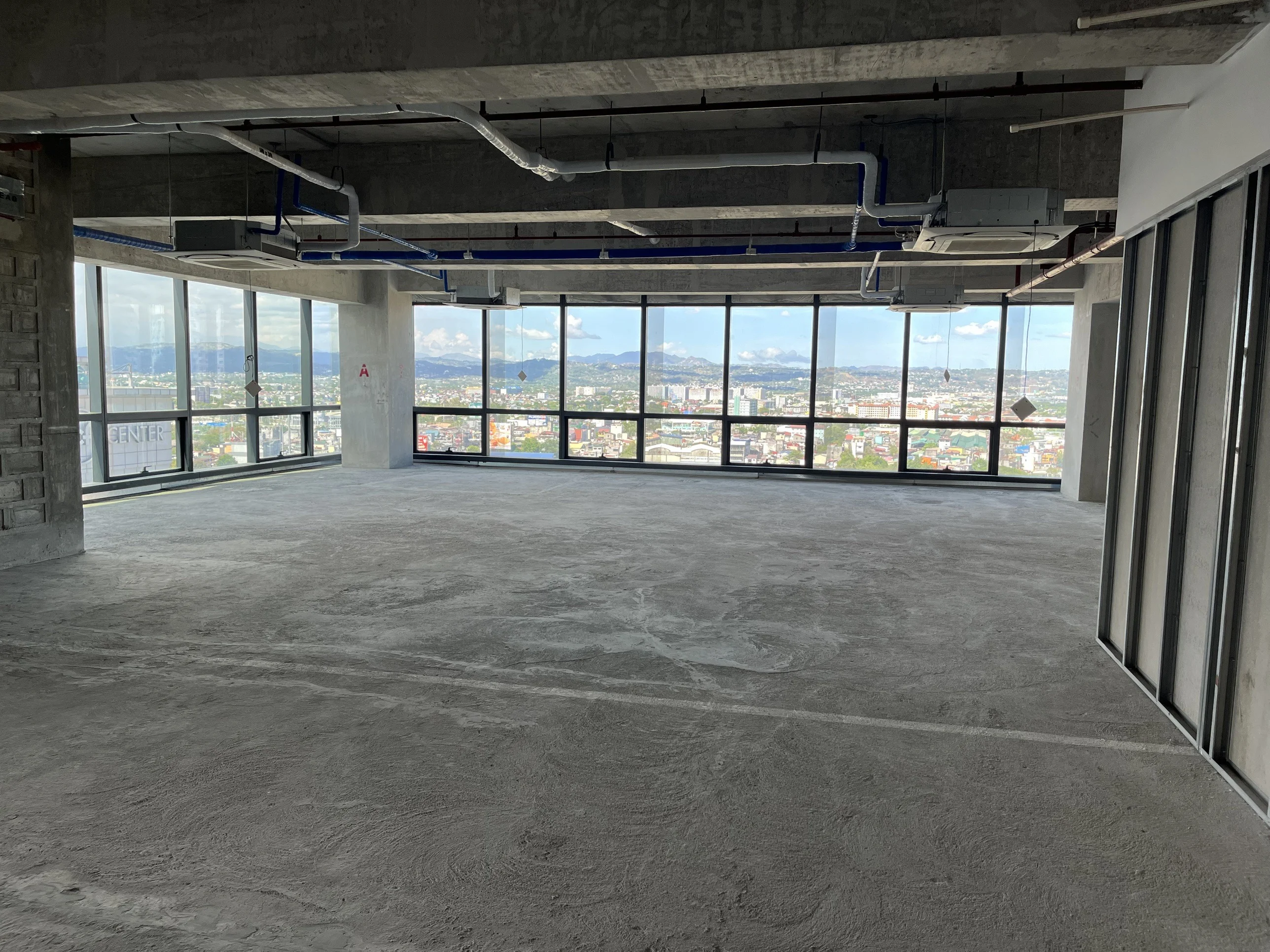The Glaston Tower | 566sqm Office Space for Rent in Pasig City