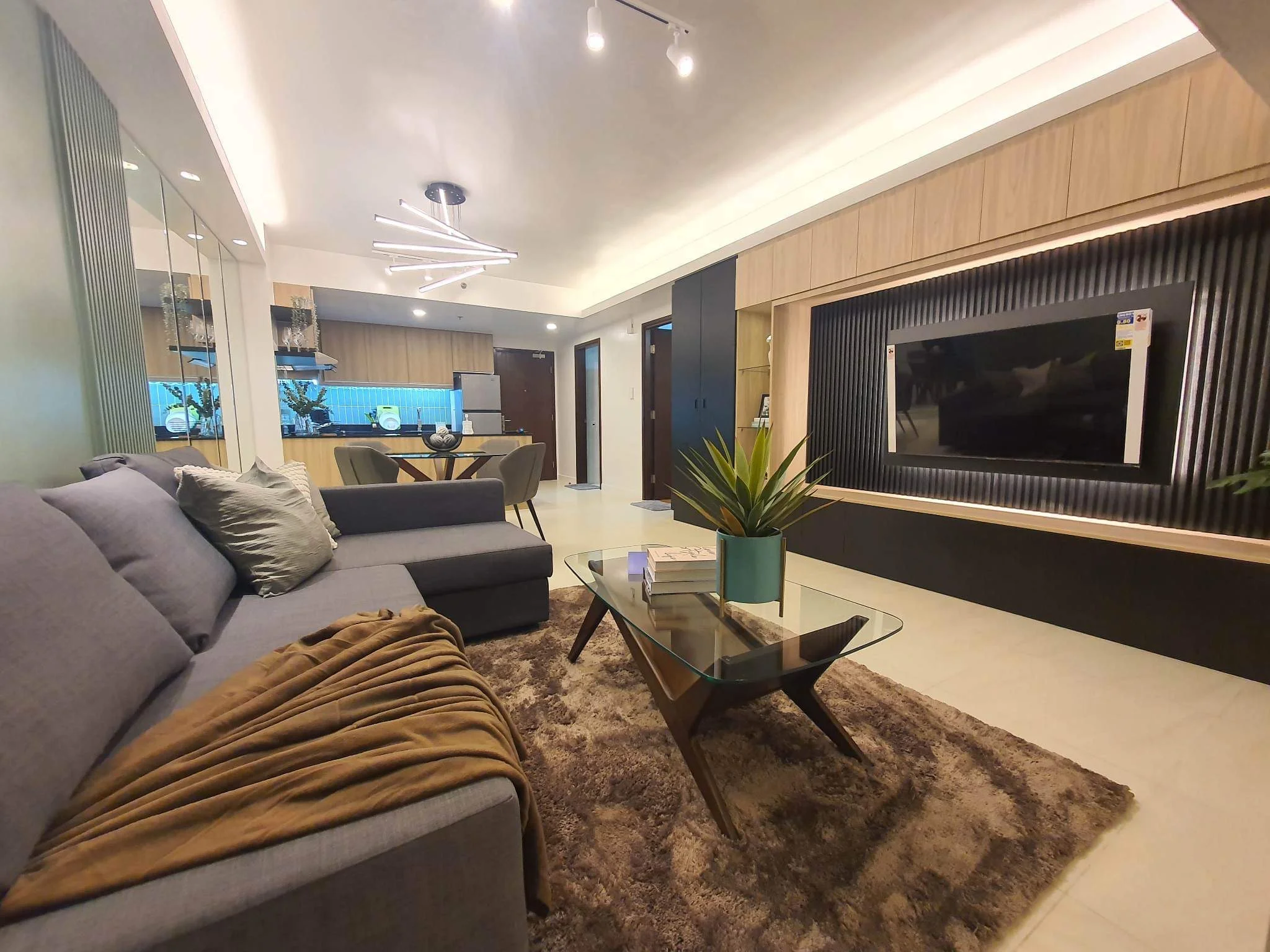 The Royalton At Capitol Commons | 1BR 70sqm Condo for Sale in Pasig City