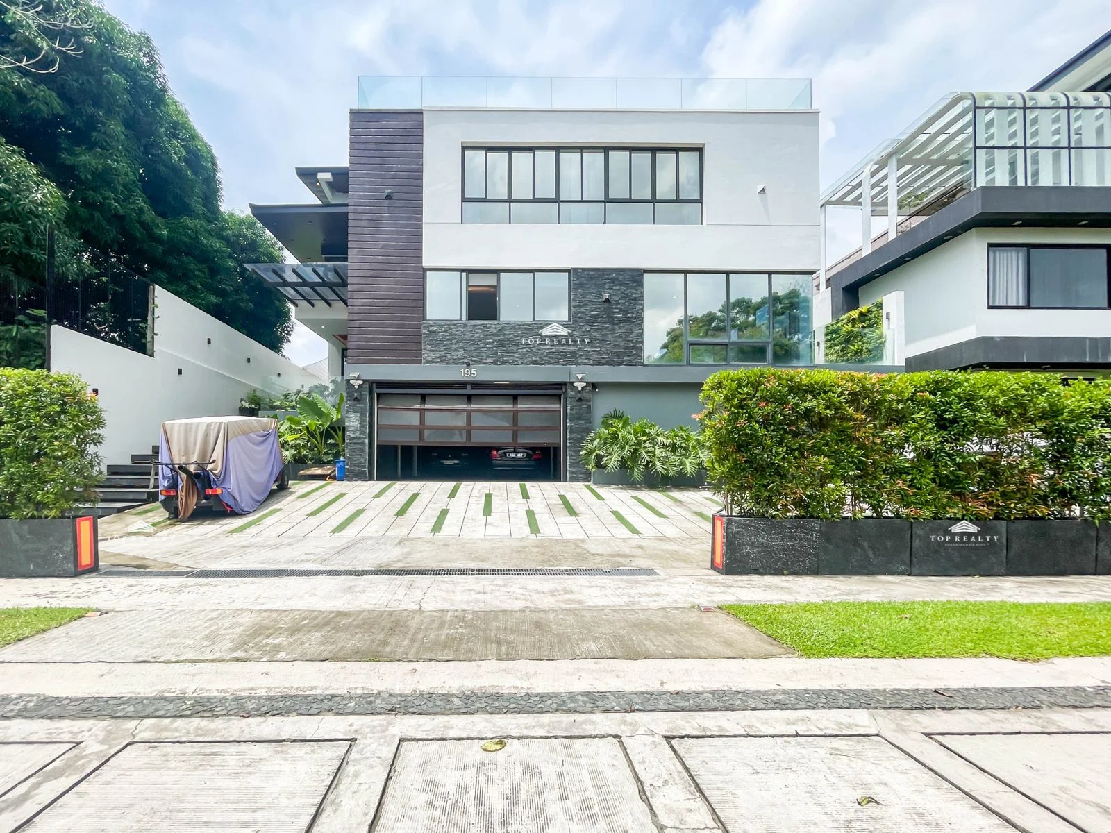 Ayala Westgrove Heights - Cavite | 8BR 1100sqm House & Lot for Rent in Cavite