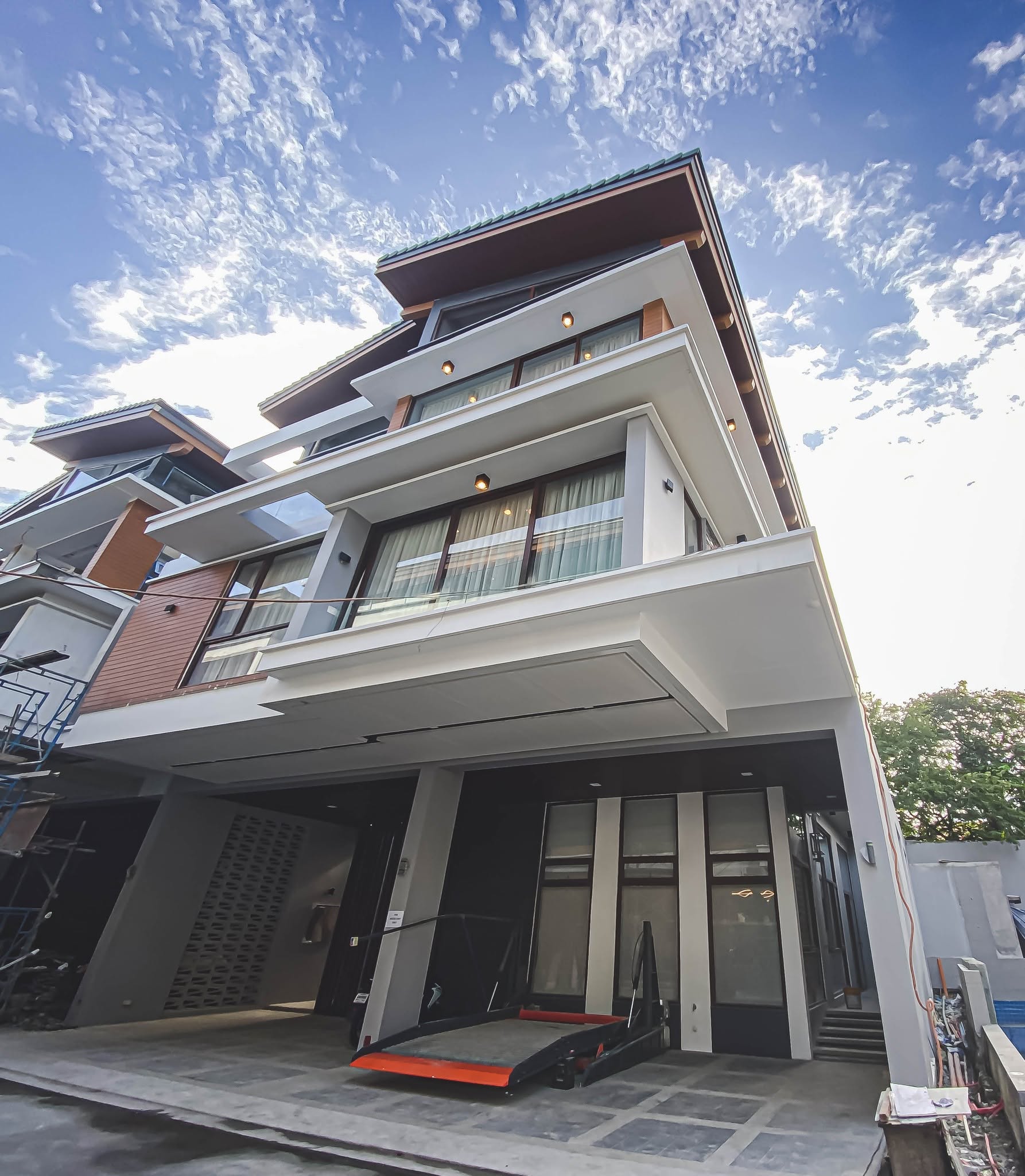 New Manila Sixth Street Townhouse