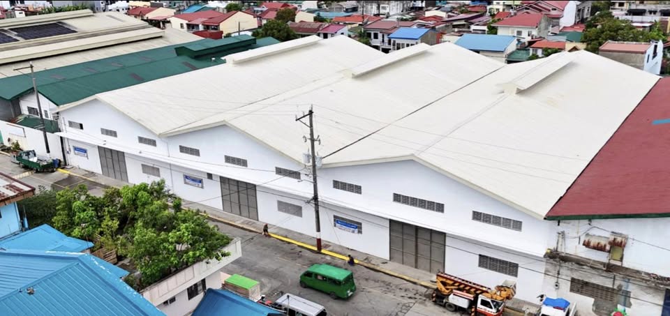 4% INCOME-GENERATING WAREHOUSE – MUNTINLUPA FOR SALE