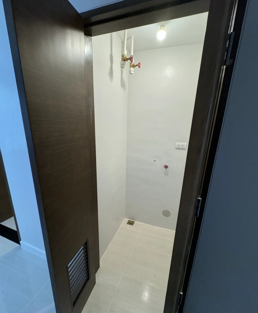 Condominium for Sale in Citadines Benavidez