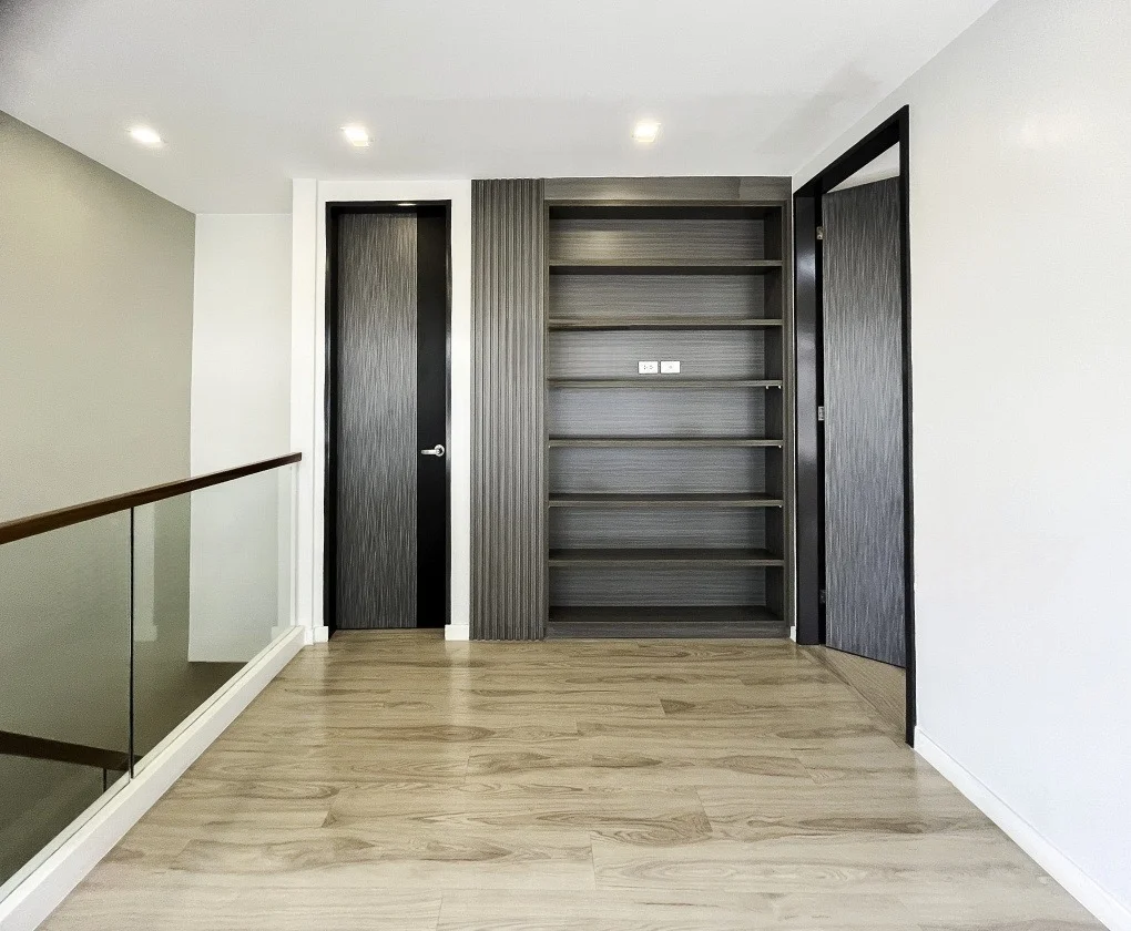 3 Bedroom Townhouse/Duplex/Compound for Sale in Mahabagin Villas - West Up Teacher's Village Diliman