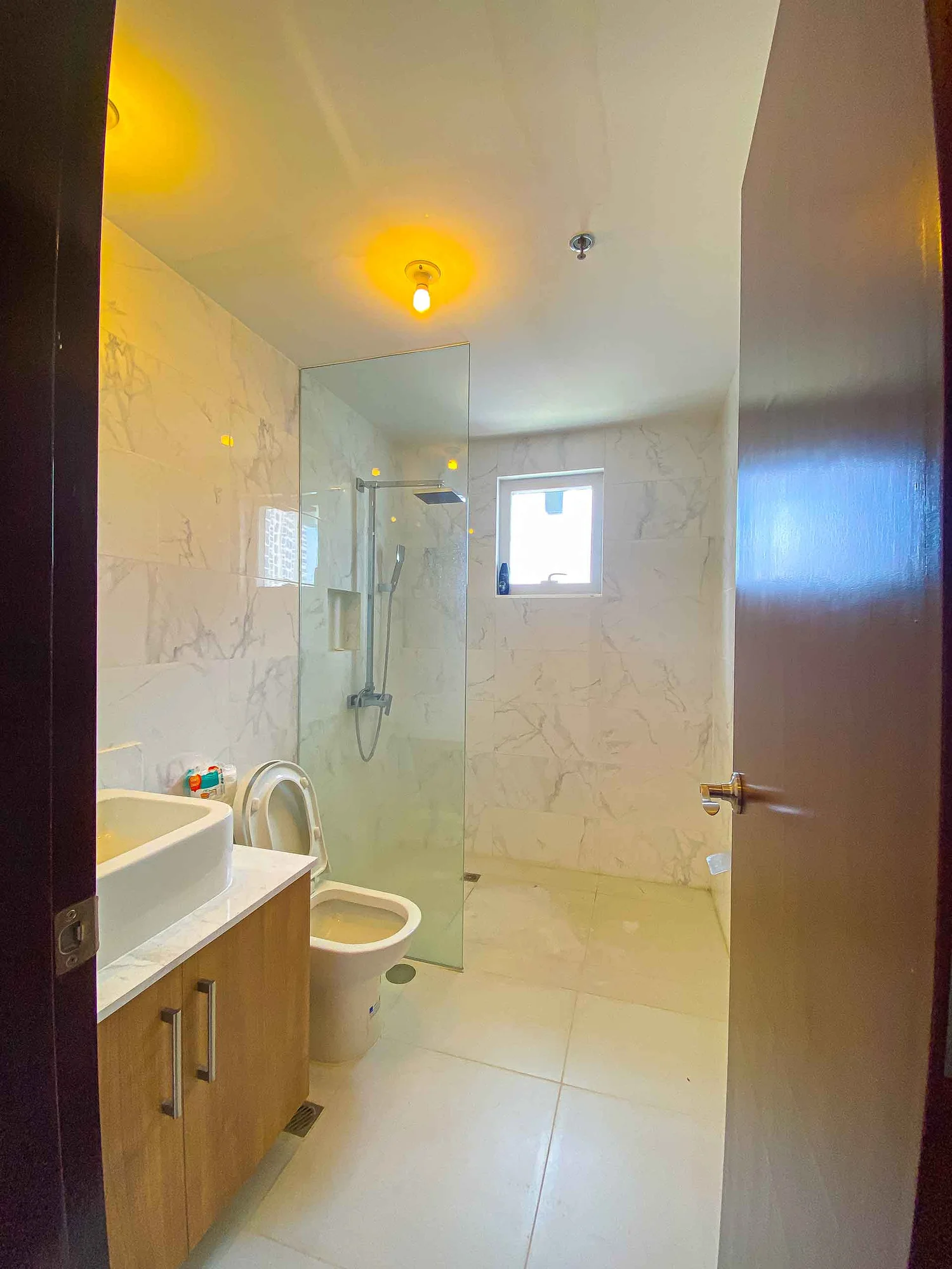 The Royalton - 2-Bedroom Condo For Sale in Pasig City