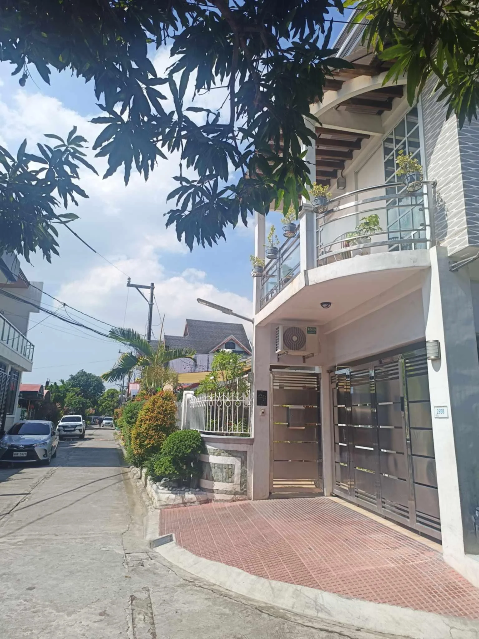 4 Bedroom House & Lot for Sale in Rocka Village 2