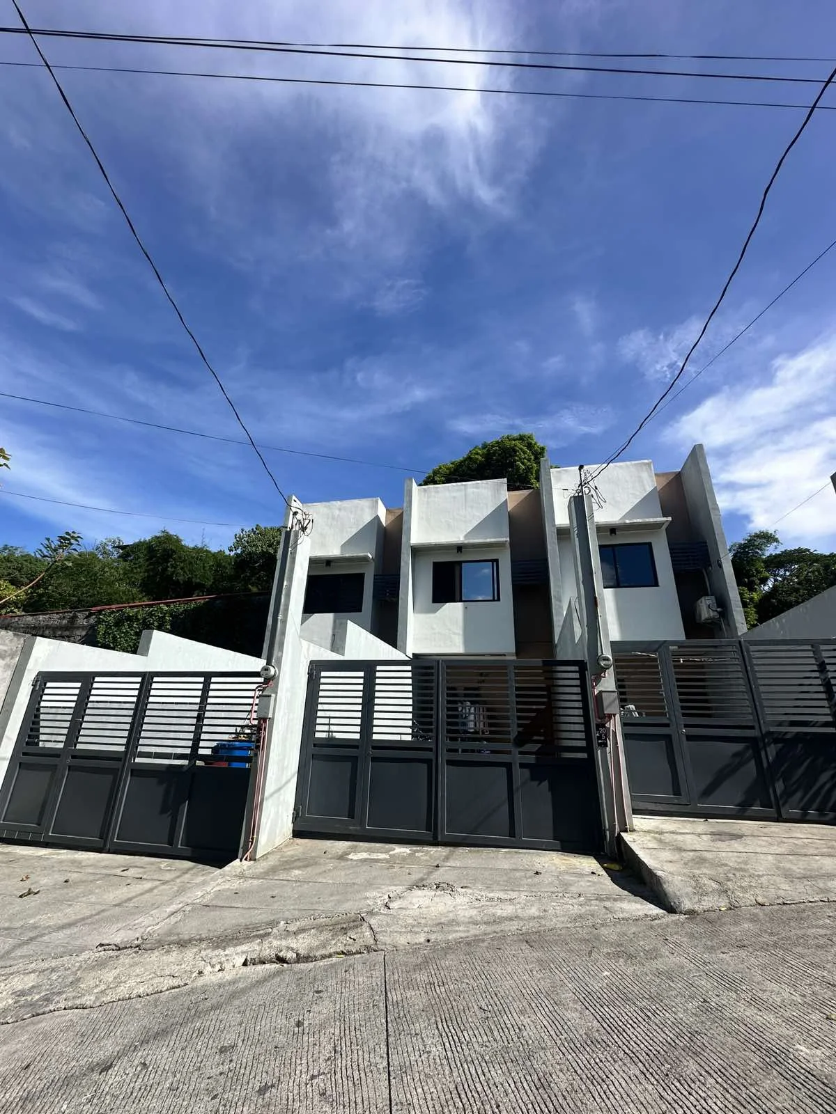 3 Bedroom Townhouse/Duplex/Compound for Sale in Meteor Homes