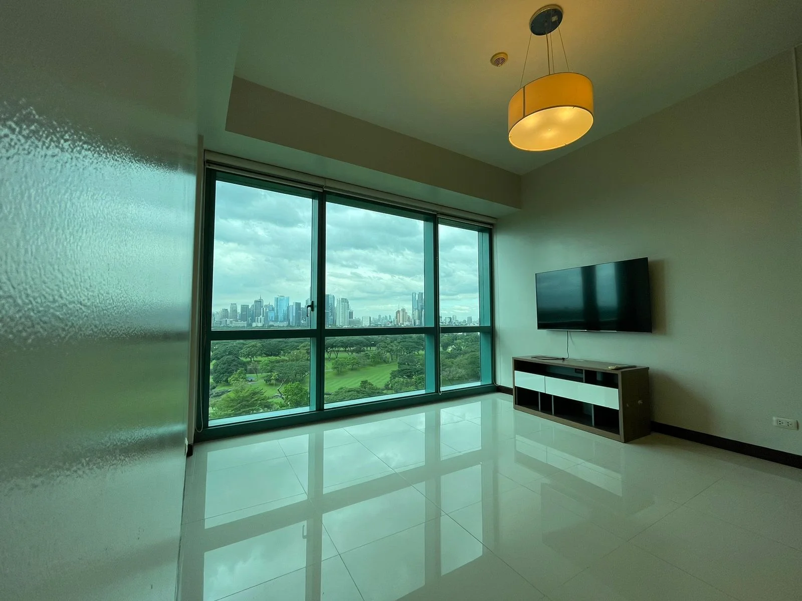 2 Bedroom Condominium for Sale in 8 Forbestown Road