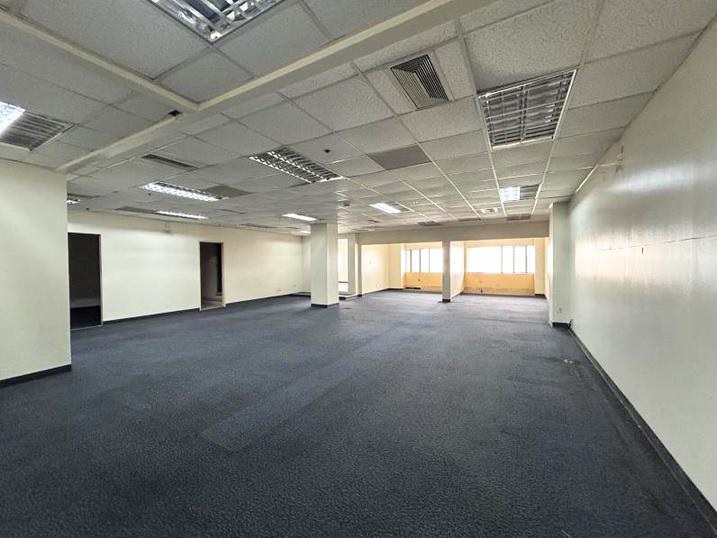 Highly- Accessible Office Space for Lease in Ayala Avenue Makati with 24/7 Capacity