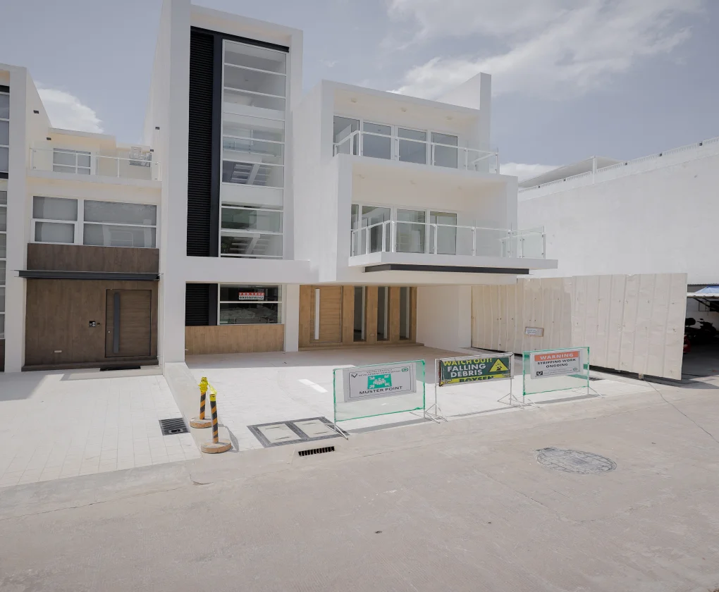 5 Bedroom Townhouse/Duplex/Compound for Sale in M Residences - Quezon City