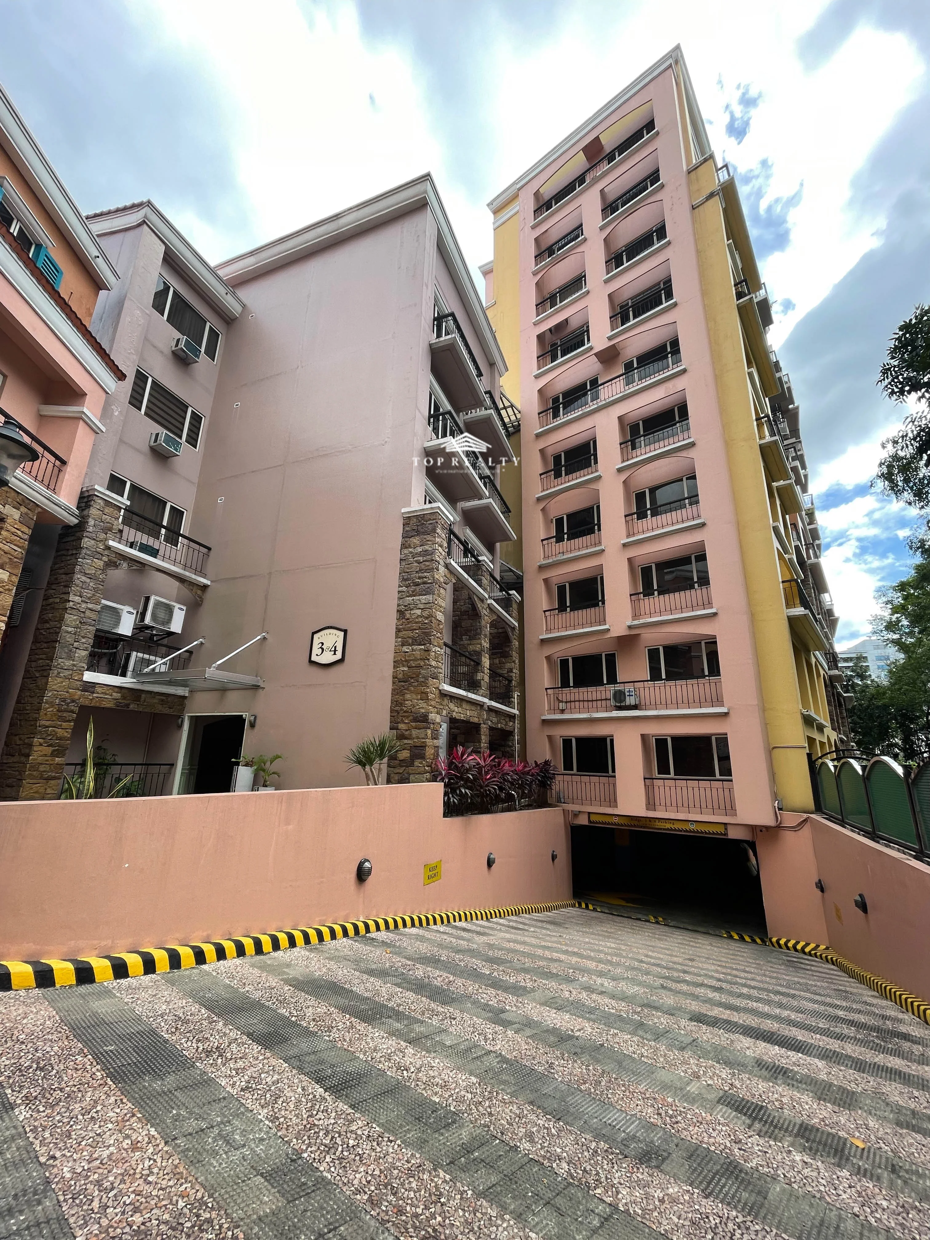 3 Bedroom Condominium for Sale in Tuscany Private Residences