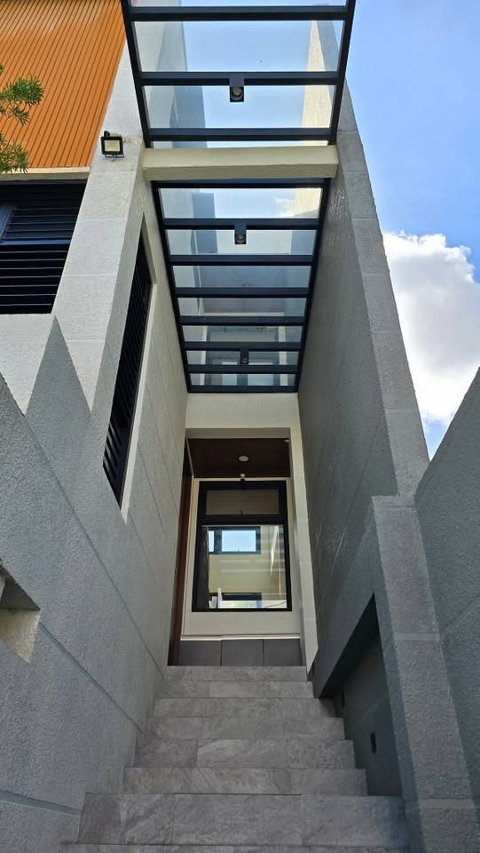 Stunning 3-Bedroom Home in Parañaque - Spacious 280 sqm Layout, Modern Amenities & Prime Location