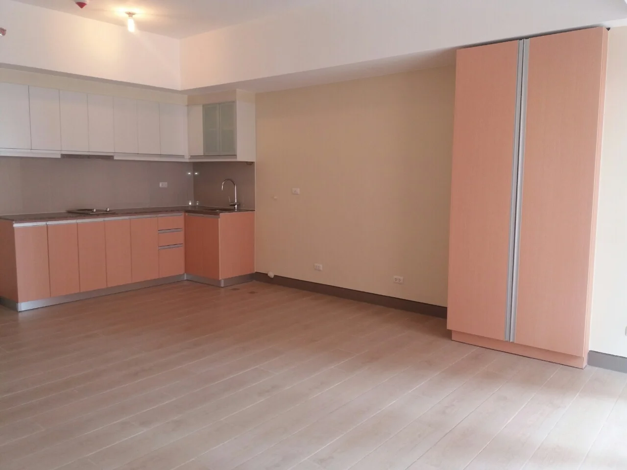 Condominium for Rent in Venice Luxury Residences