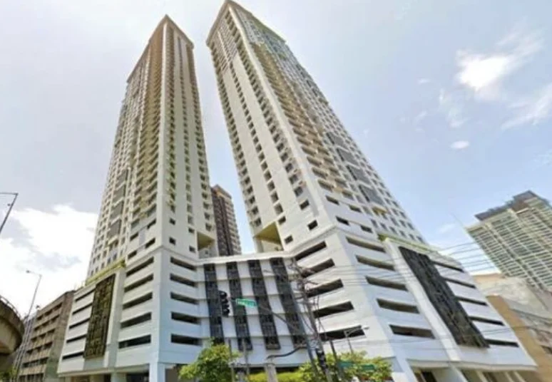 2 Bedroom Condominium for Sale in The Columns Legaspi Village