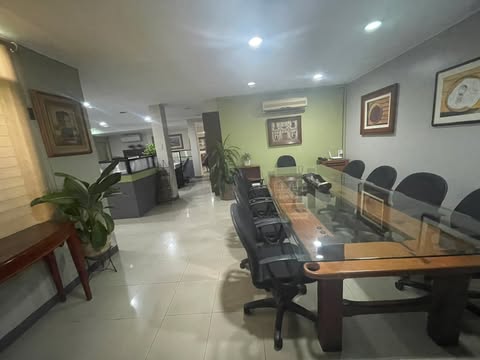 440 sqm Commercial Property for Rent in Scout Area Quezon City (OB1004.2)