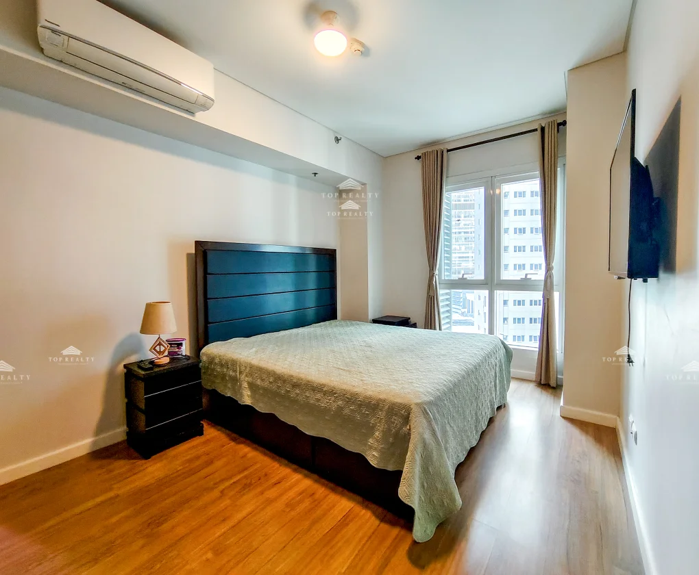 1 Bedroom Condominium for Sale in Two Serendra