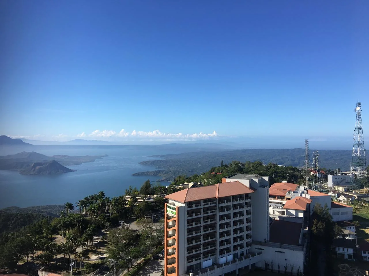 3 Bedroom Condominium for Sale in Wind Residences