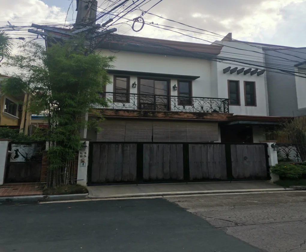 3 Bedroom House & Lot for Sale in Greenwoods Executive