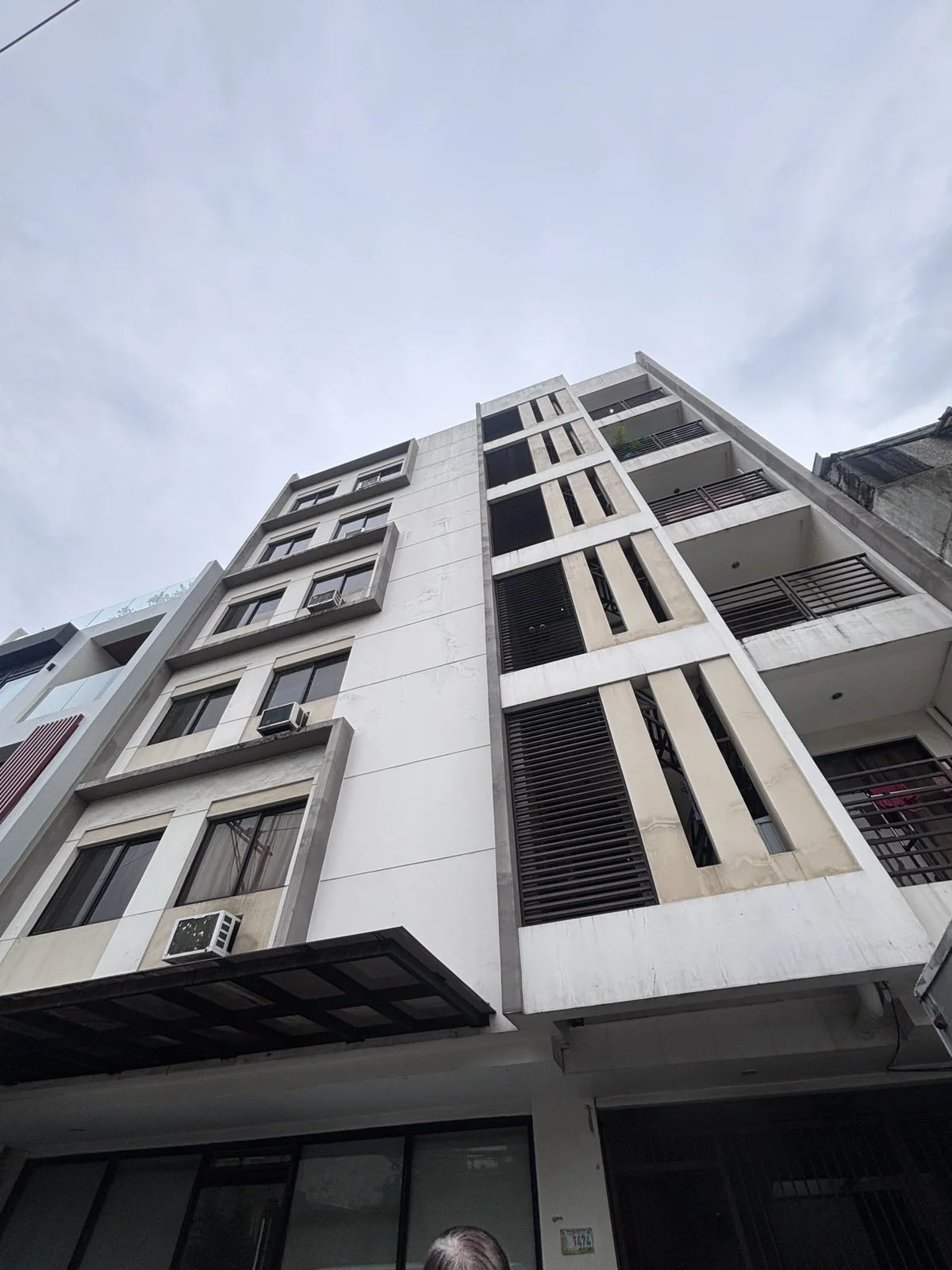Makati Building Commercial Building | 1180sqm Commercial Space for Sale in Makati City