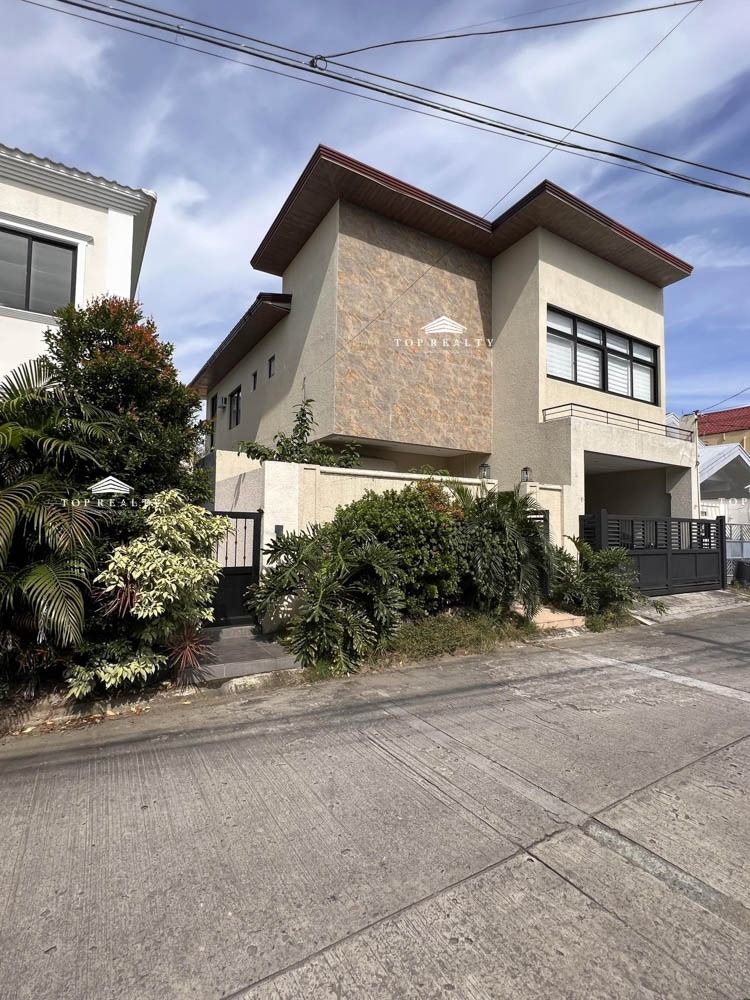 House and Lot for Sale in Paranaque at NSHA, BF Homes 5BR