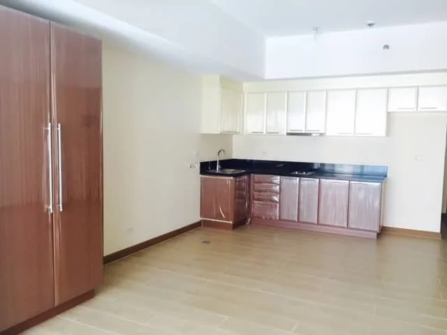 Condominium for Sale in Venice Luxury Residences