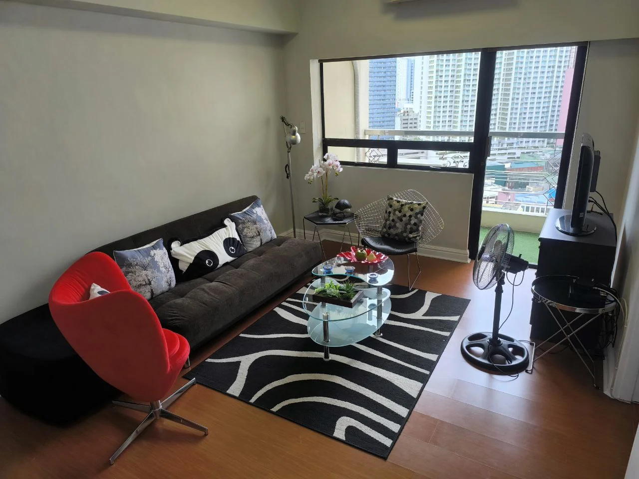2 Bedroom Condominium for Sale in Bsa Suites