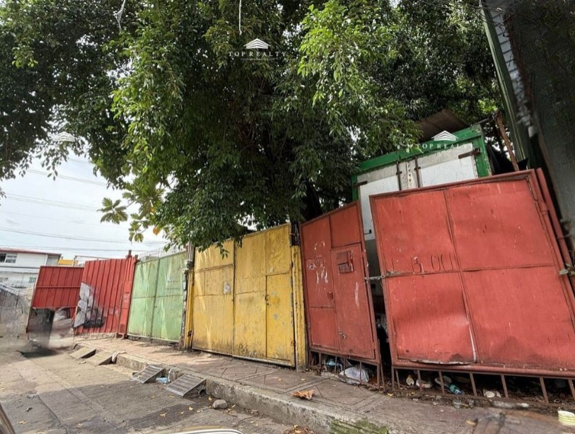 1,000 sqm Warehouse for Sale in Cubao, Quezon City