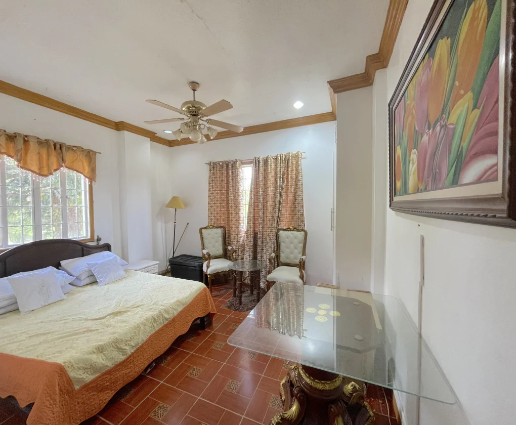 6 Bedroom House & Lot for Sale in Royale Tagaytay Estate Subd