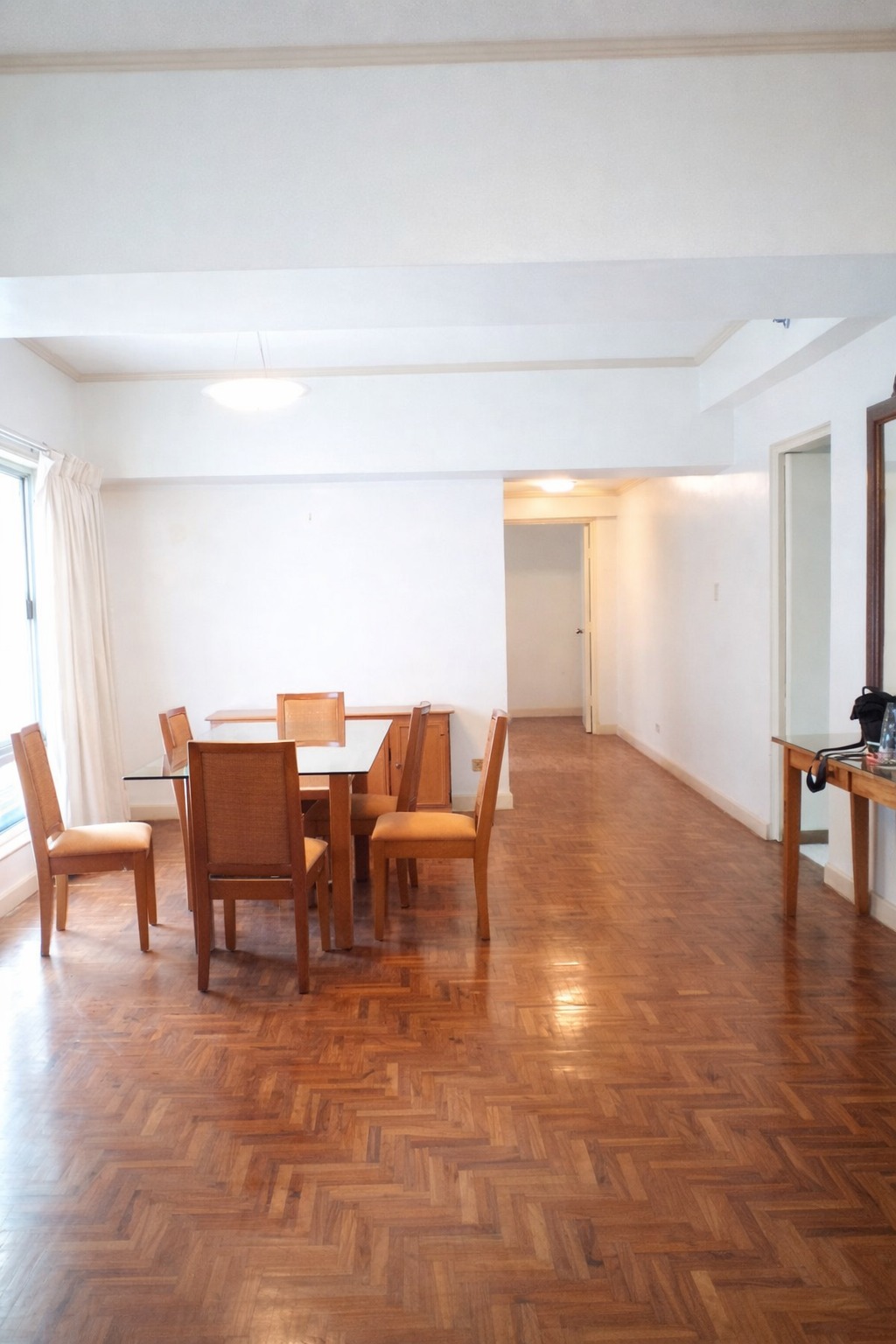 ₱33M – 2BR FURNISHED Two Salcedo Place, Salcedo Village, Makati FOR SALE 