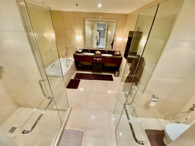 1 Bedroom Condominium for Sale in Raffles Residences