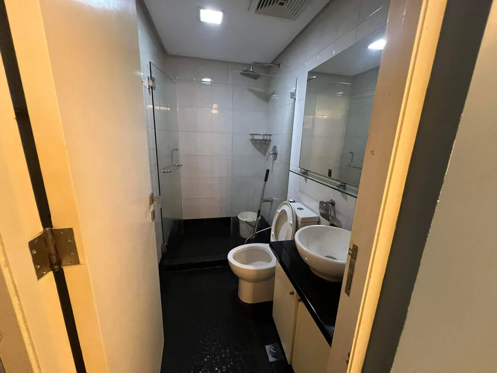 Condominium for Sale in Bsa Twin Towers