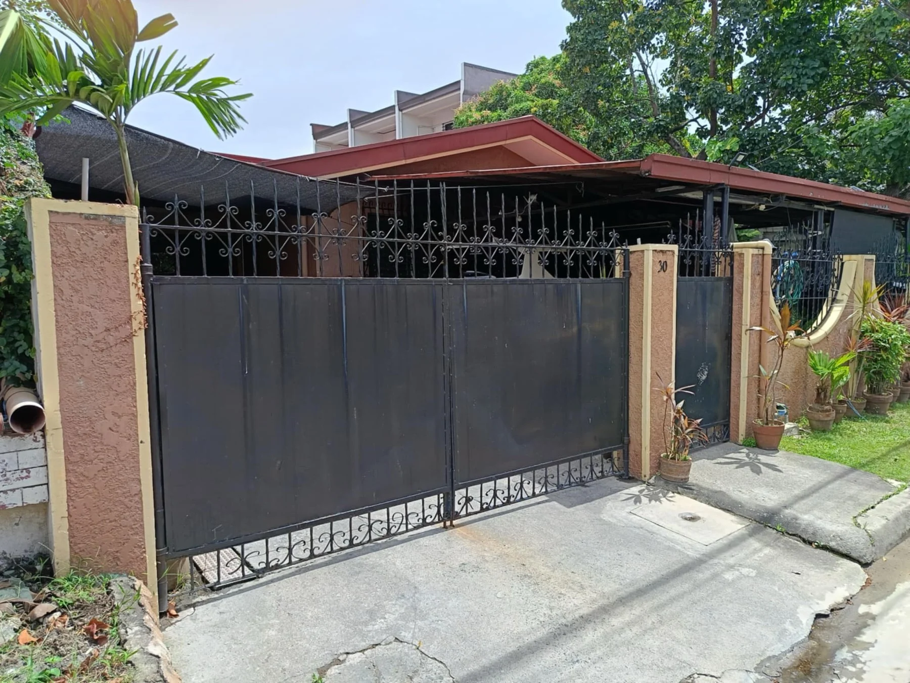 3 Bedroom House & Lot for Sale in Bricktown Subdivision