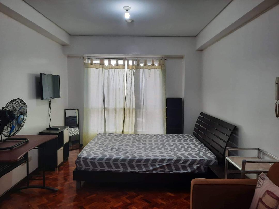 For Sale studio unit furnished with 1 parking slot