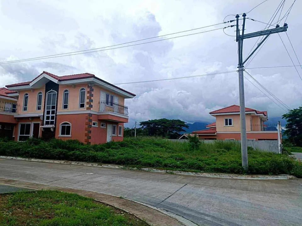 Lot for Sale in Sienna Hills