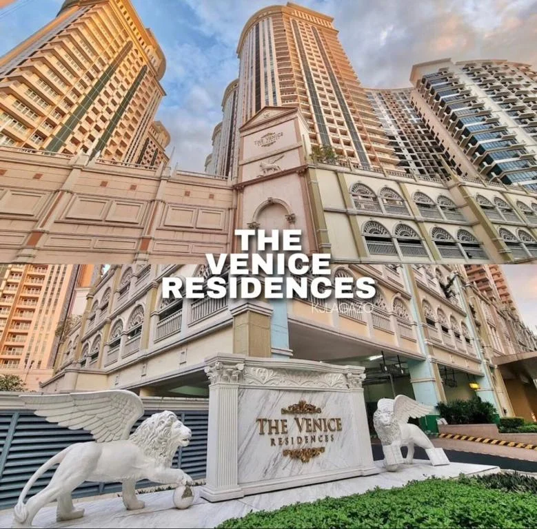 3 Bedroom Condominium for Sale in Venice Luxury Residences