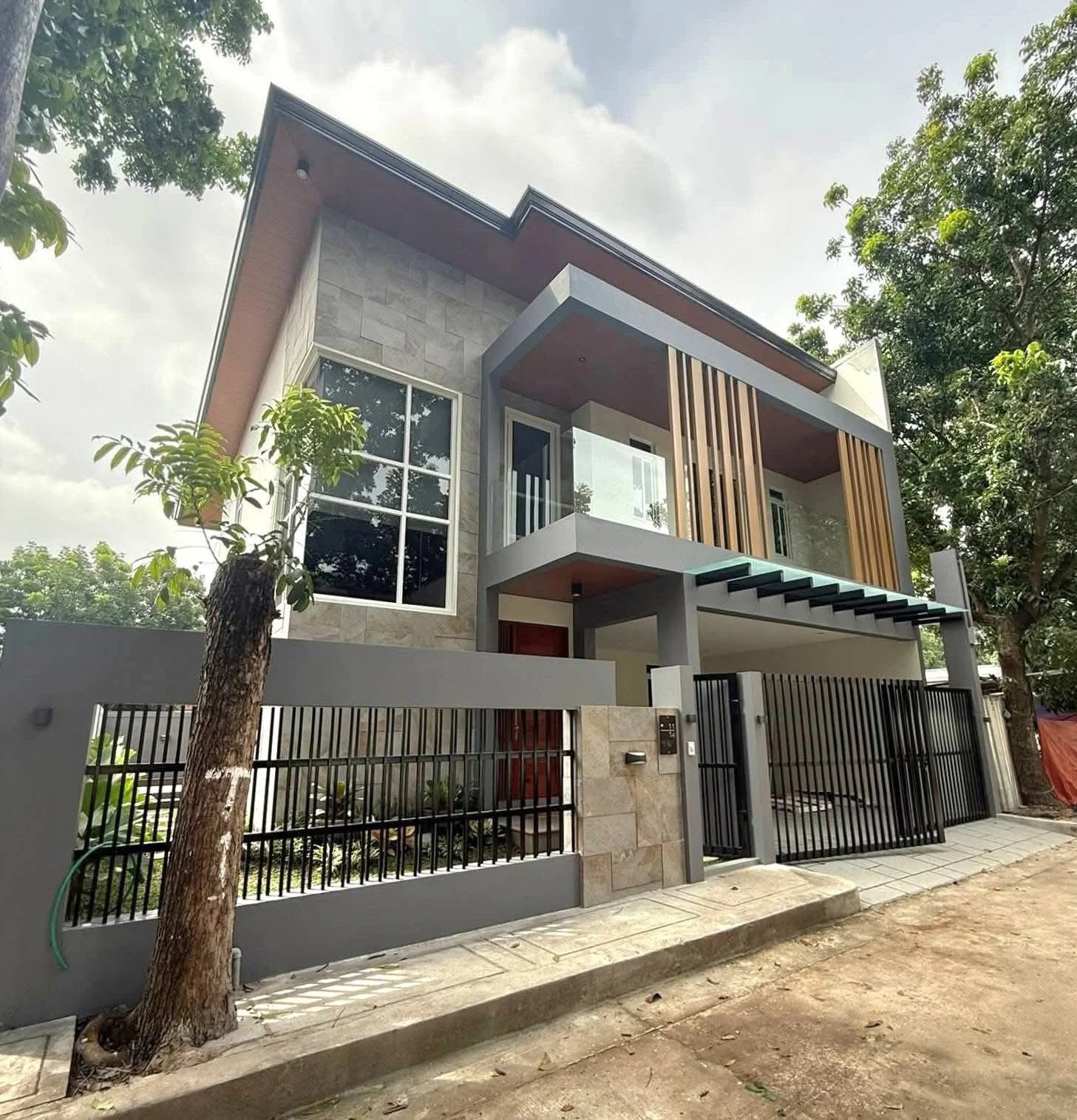 Punta Verde Subdivision | 4BR 260sqm House & Lot for Sale in Pampanga