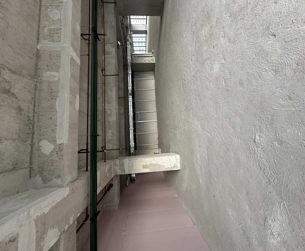 Office Space for Rent in High Street South Corporate Plaza