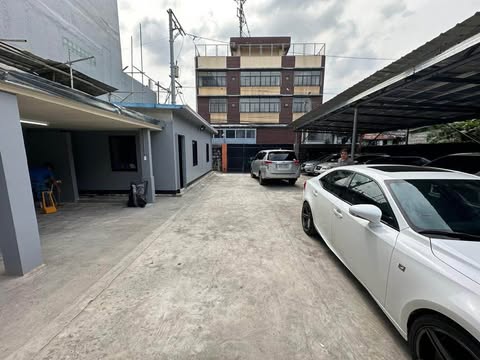 300 sqm Vacant Lot-Car Garage for Rent in Quezon City (TG-MG155-MKT)
