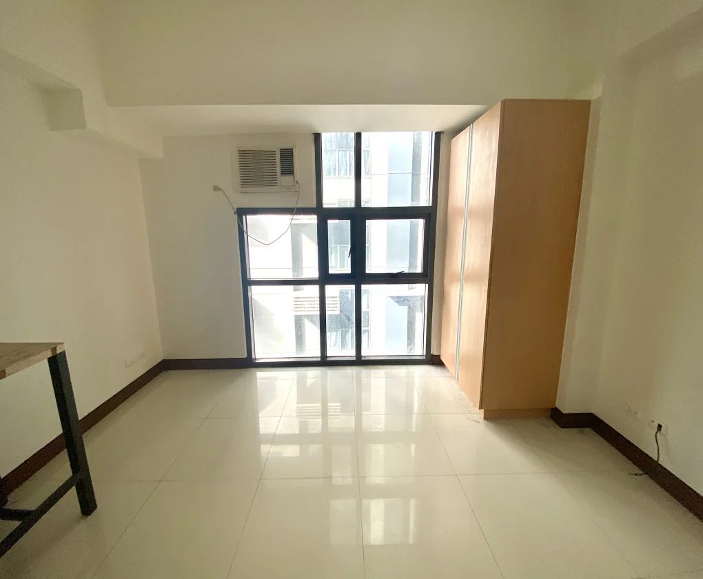 Condominium for Sale in Viceroy Residences - Taguig City - Mckinley