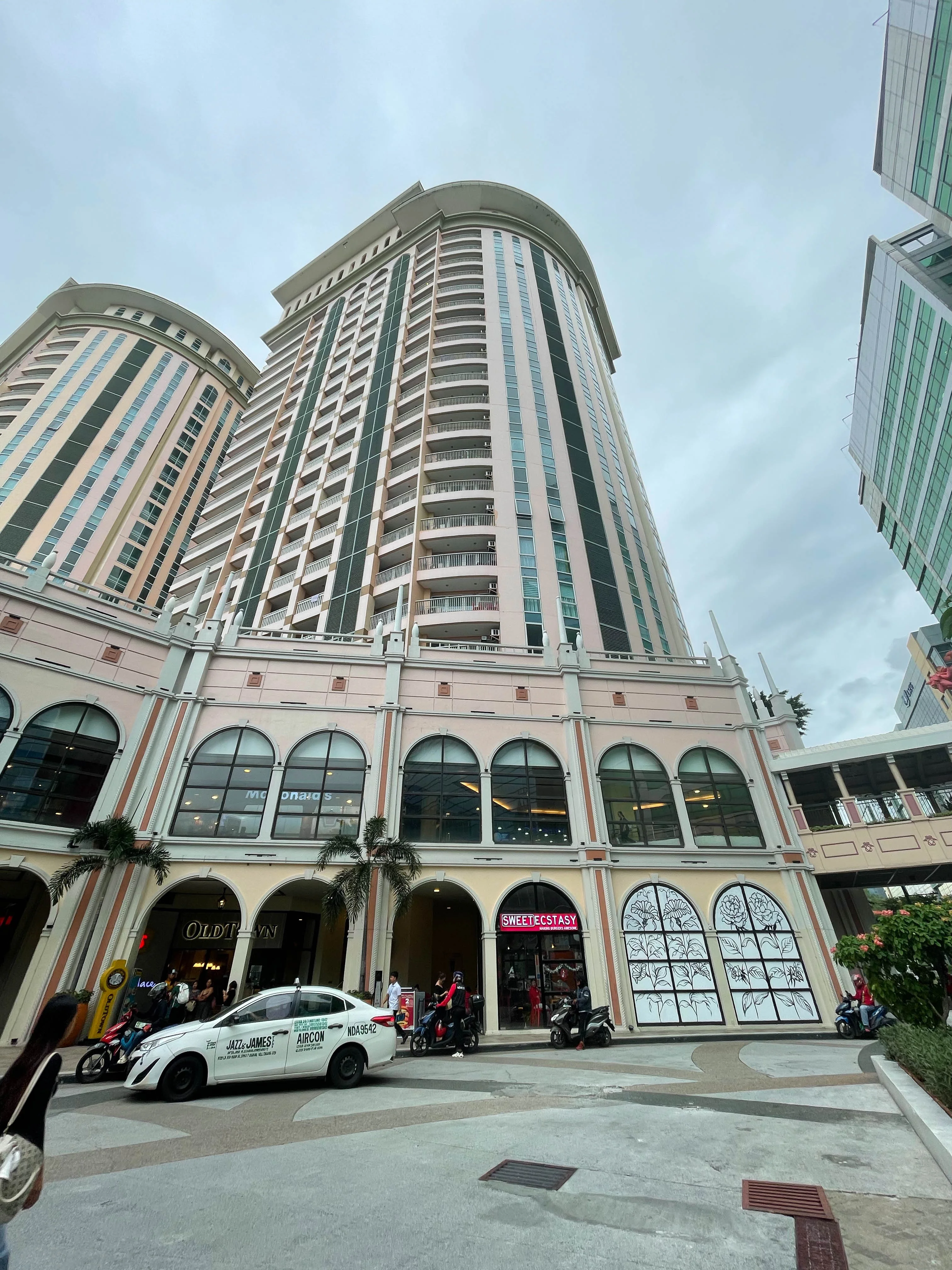 Condominium for Sale in St. Mark Residences