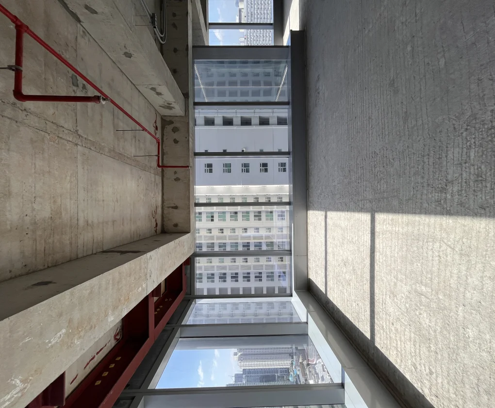 Condominium for Sale in Alveo Financial Tower