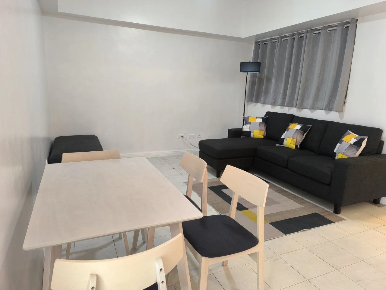 1 Bedroom Condominium for Sale in Makati Cinema Square Tower