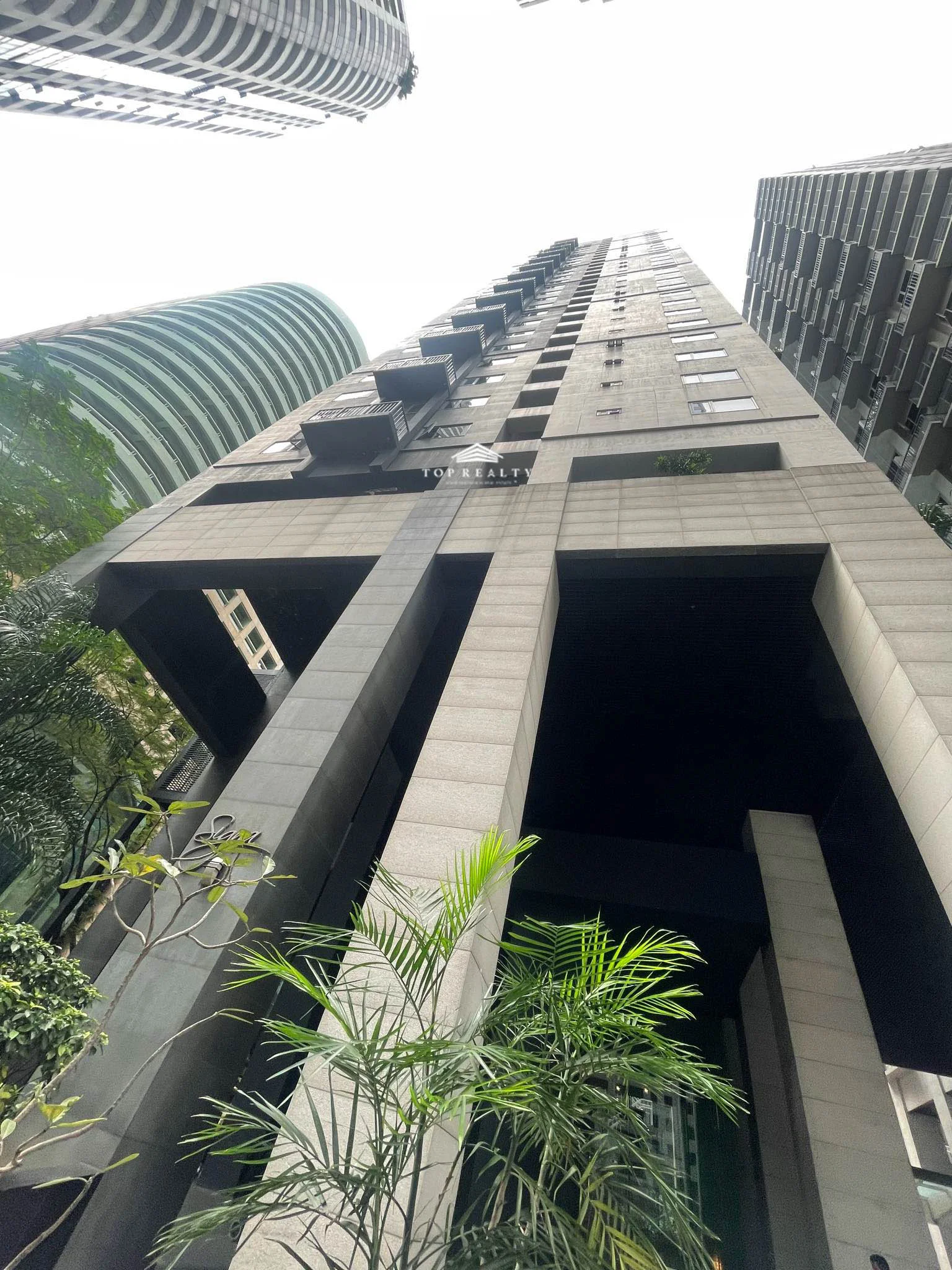 1 Bedroom Condominium for Sale in Signa Designer Residences