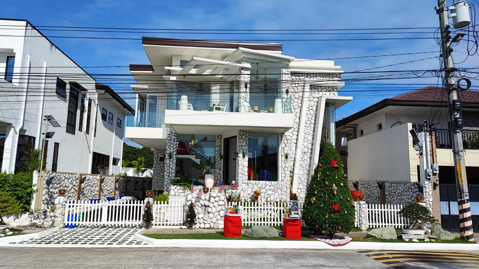 9 Bedroom House & Lot for Sale in Pulu Amsic Subdivision Angeles