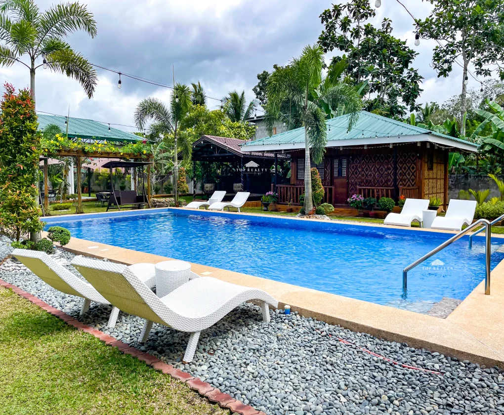 House & Lot for Sale in Tagaytay Green Pasture Resort