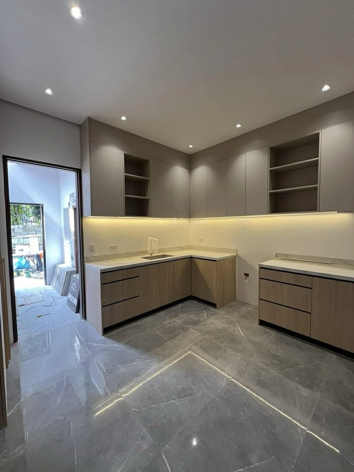 4 Bedroom Townhouse/Duplex/Compound for Sale in Hereford Place